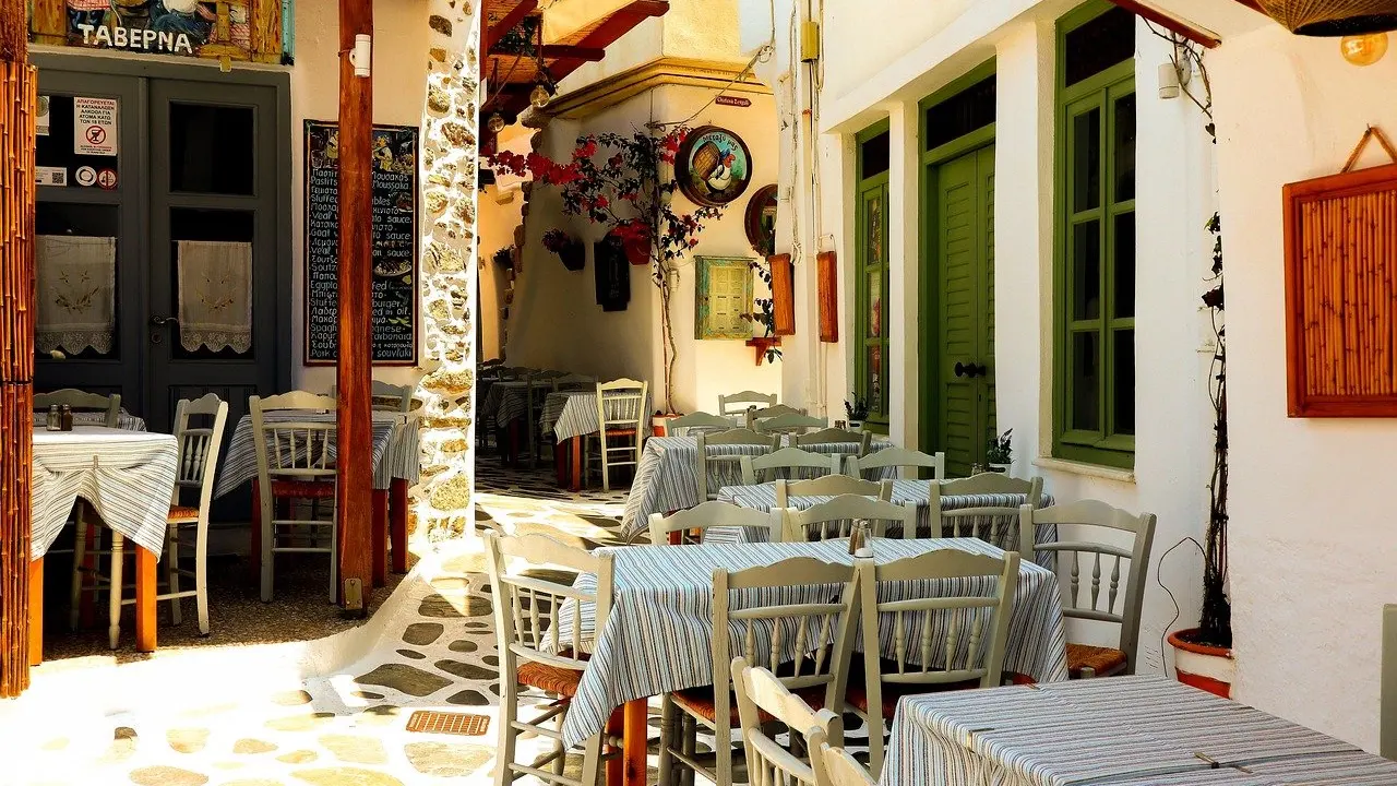 Taste Of Greece: 12 Popular Foods To Try In 2026 (A Flavor Guide)
