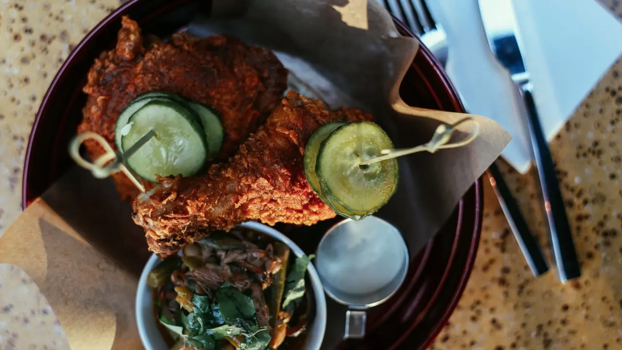What To Eat In Nashville: The 2026 Food Lover’s Guide To Must-Try Dishes And Where To Find Them